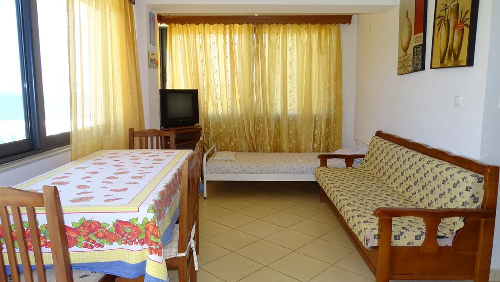 كساميل Petro'S Apartments المظهر الخارجي الصورة
